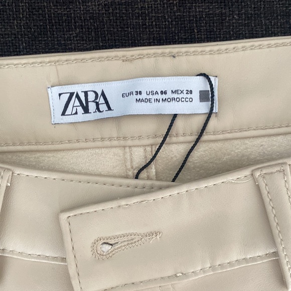 Zara straight leg beige faux leather pant - Picture 3 of 3